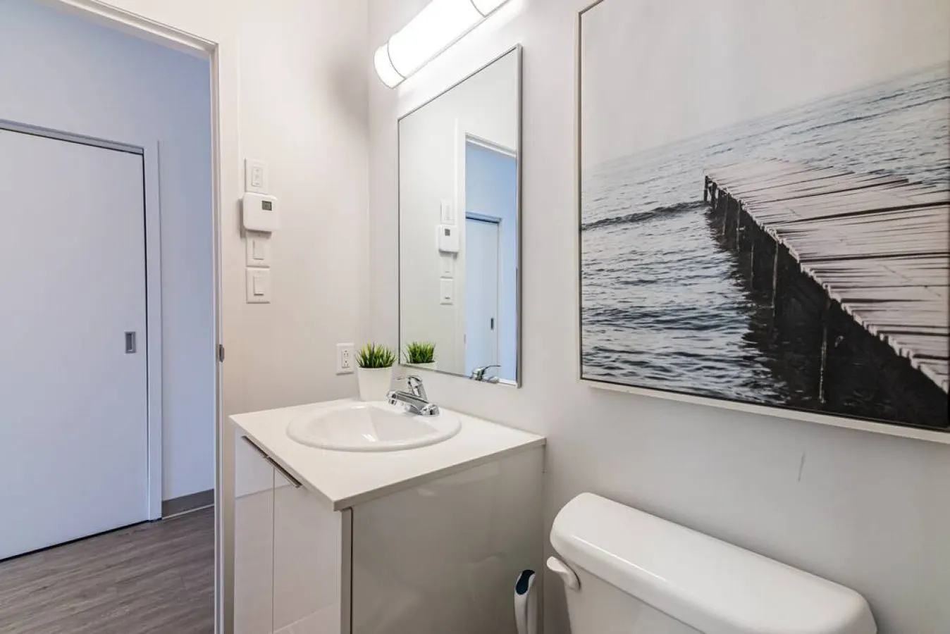 Plateau - Modern and New Studio in the Heart of the City - Unit 7 12