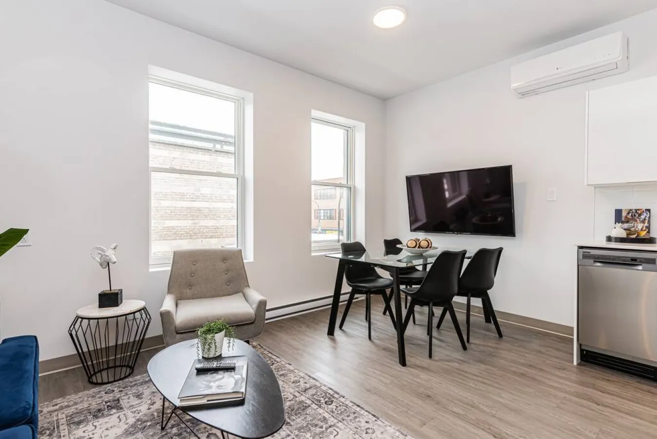 Plateau - Modern and New Studio in the Heart of the City - Unit 7 4