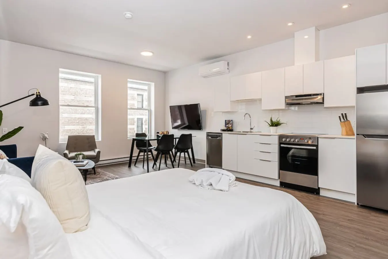 Plateau - Modern and New Studio in the Heart of the City - Unit 7 6