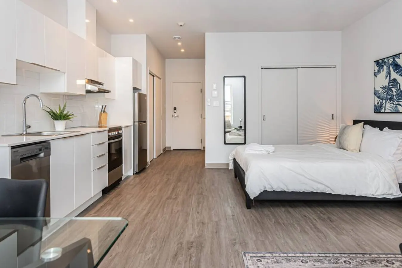Plateau - Modern and New Studio in the Heart of the City - Unit 7 7