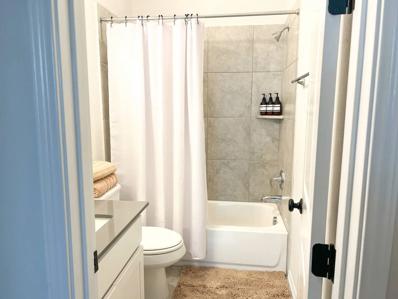 PNW Oregon Summit Suite: Cozy, Stylish, Perfect — photo 4