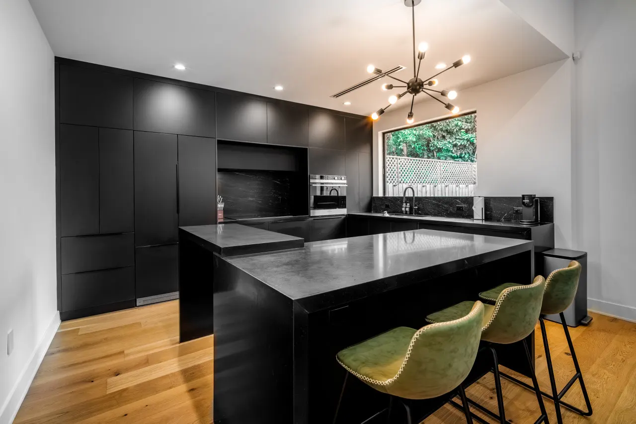 Villa Nero 4BR 2.5BA for 14 Pool, Billiards, Outdoor Lounge, PingPong, Grill & More Design District, Miami 17