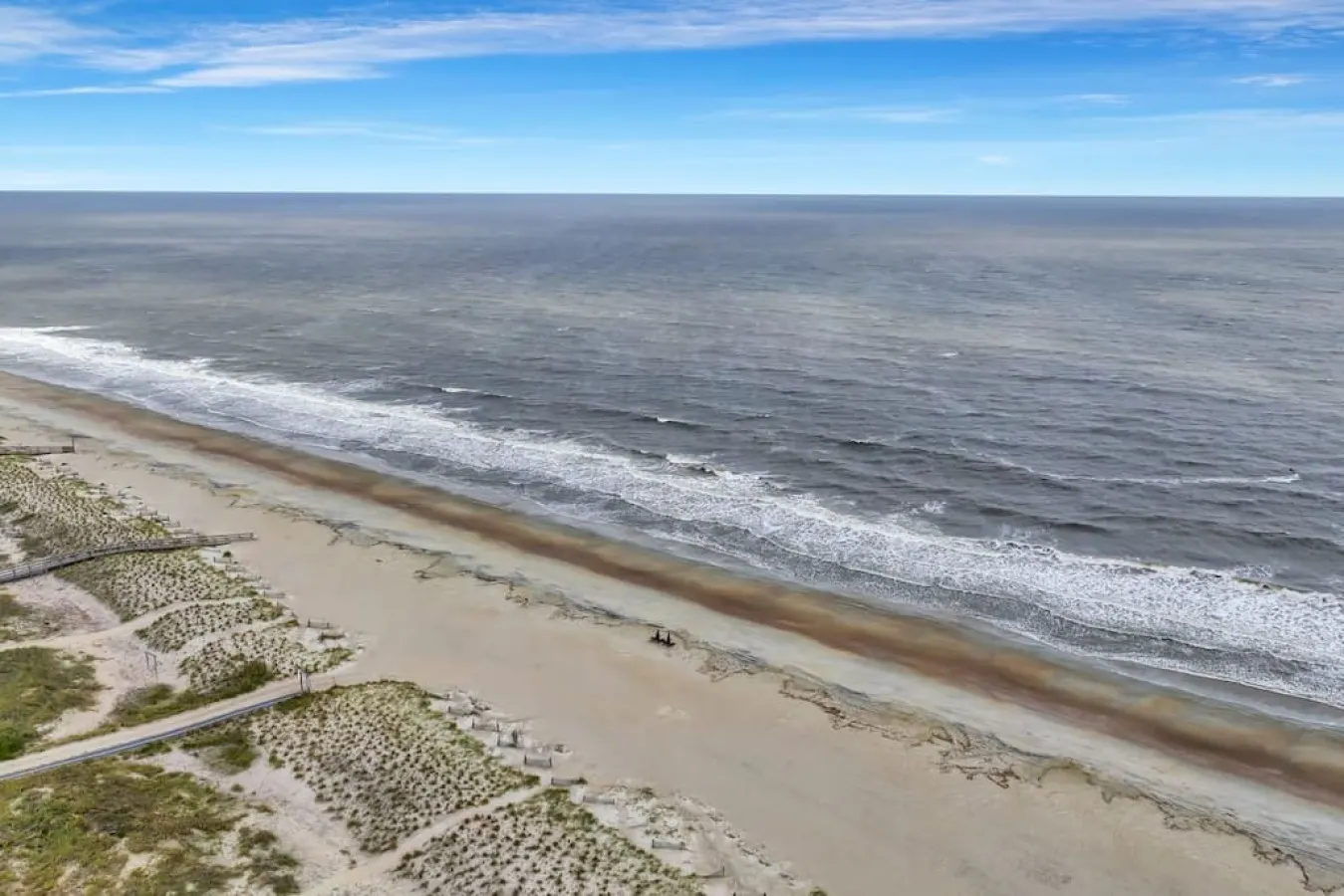 THE SURF SHACK: Beach Front Condo w/Heated Pool, Restaurant, and Bar 6
