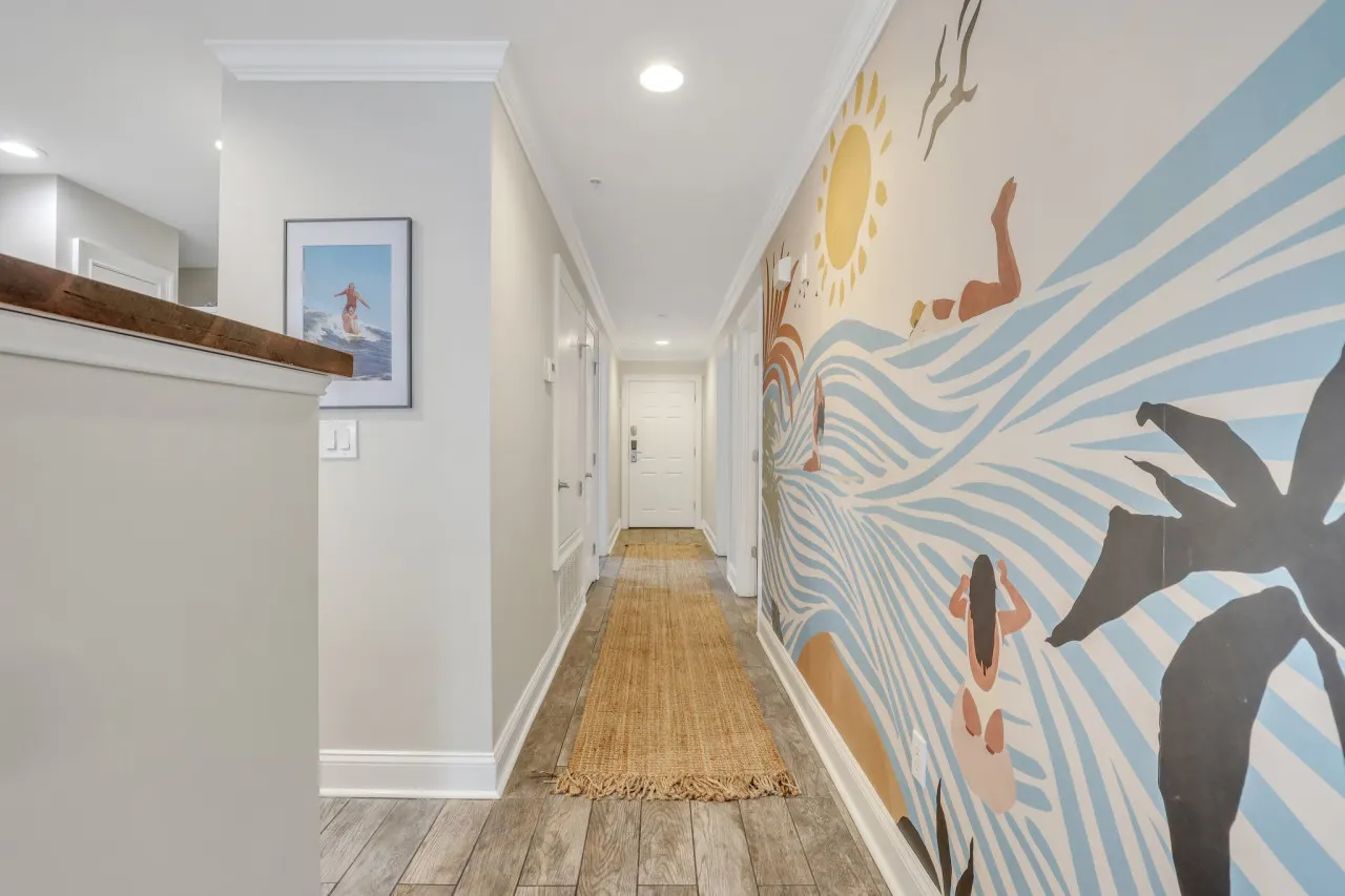 THE SURF SHACK: Beach Front Condo w/Heated Pool, Restaurant, and Bar 8
