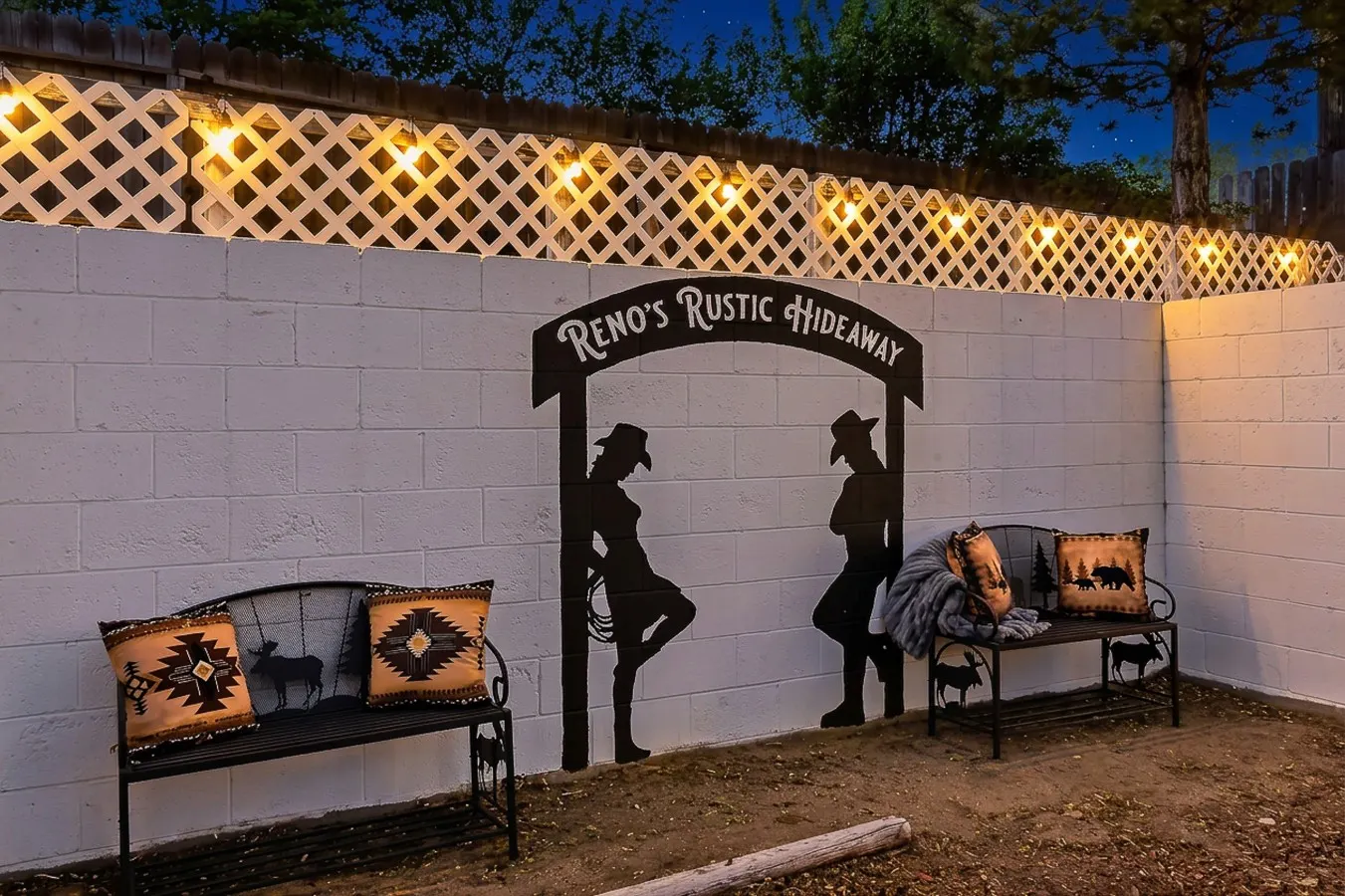 Epic Reno Hideaway 4 Kings Hot Tub GOT-Themed Wing 8