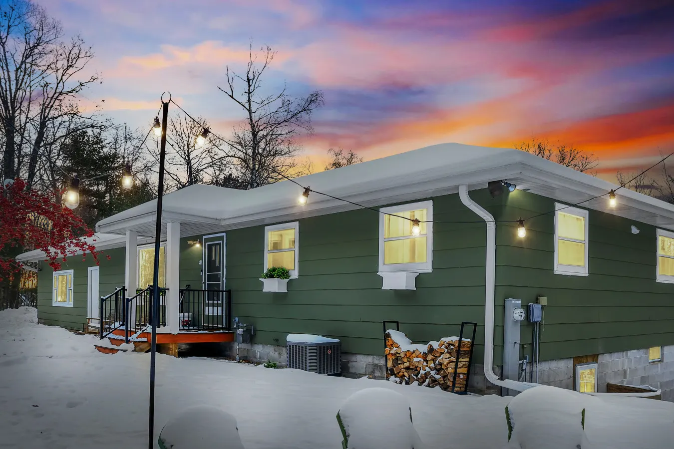 Elevated 6BR Lodge | On Trail | Speakeasy/Game Room — photo 2