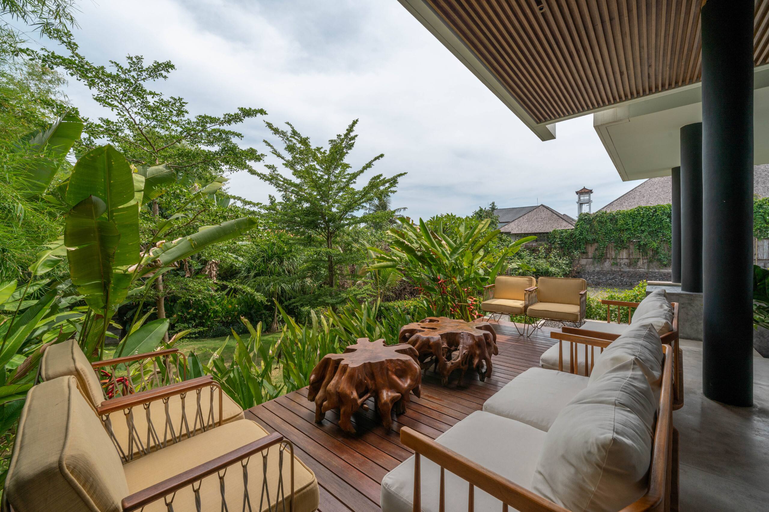 5-Bedroom Mandala Oasis: Pool, Bar, Gym, Sauna — photo 3