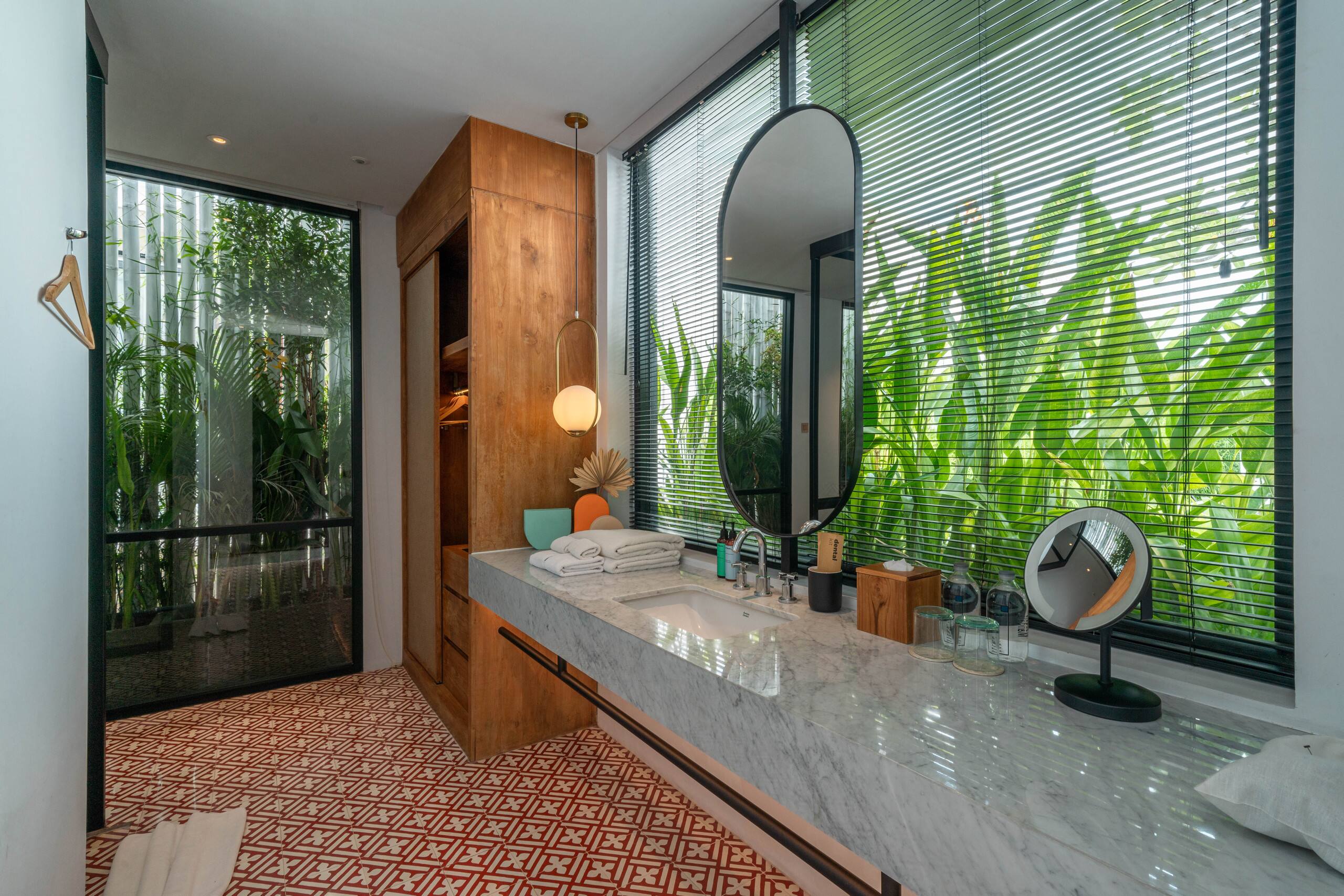 5-Bedroom Mandala Oasis: Pool, Bar, Gym, Sauna 26