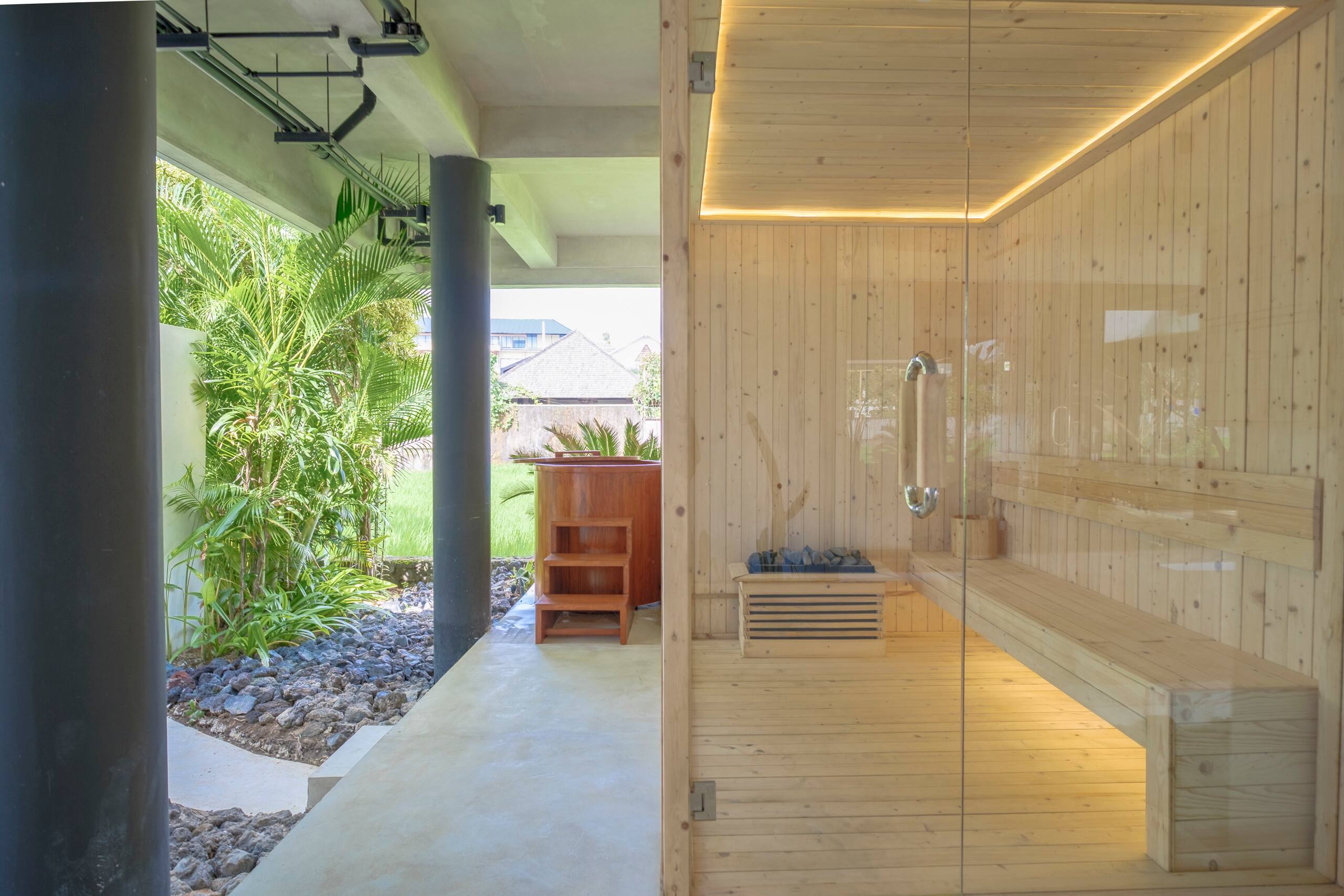 5-Bedroom Mandala Oasis: Pool, Bar, Gym, Sauna 36