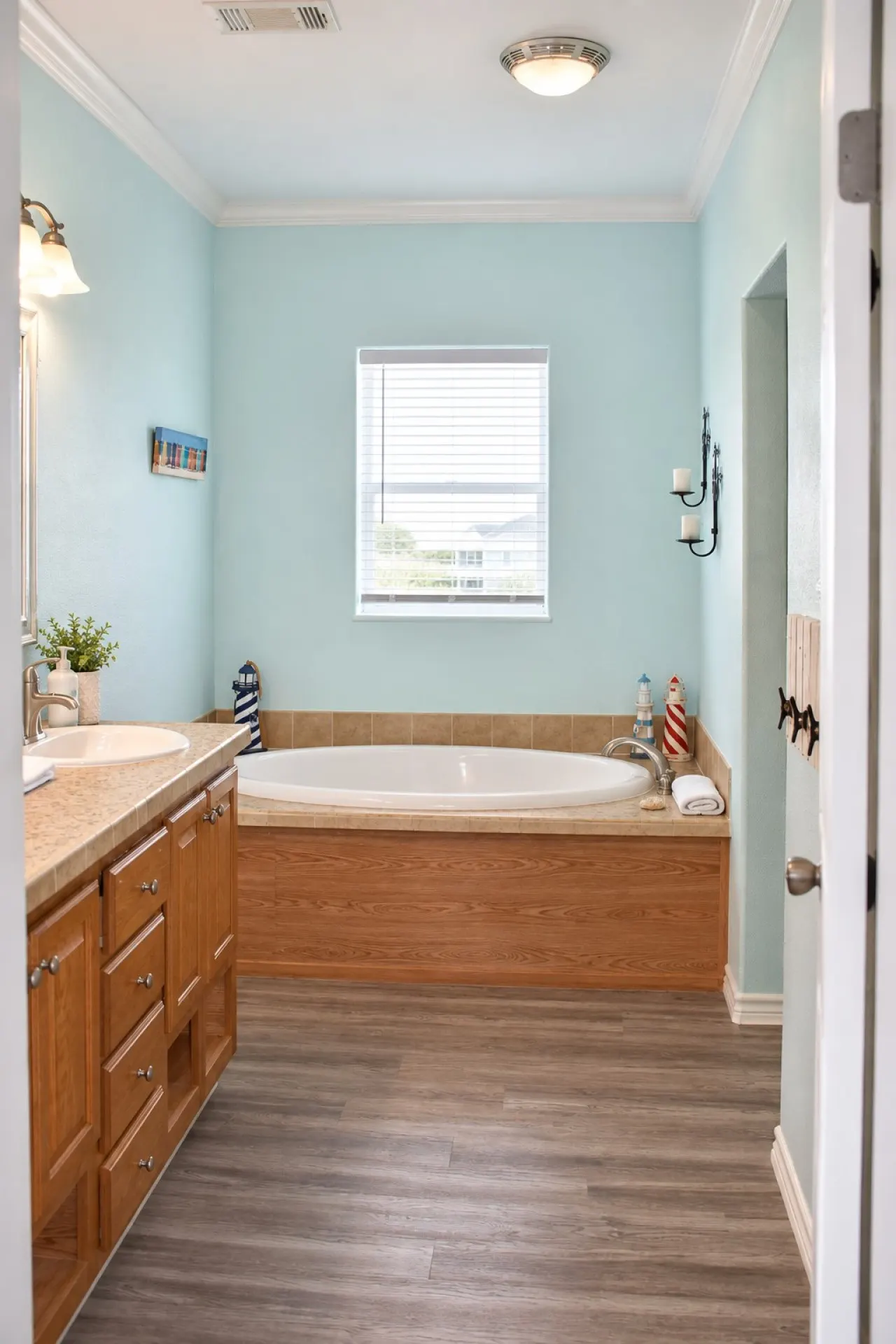 Seahorse Sea, Bolivar Peninsula, Sleeps 16, Private Dock, 3 Bedrooms, Walk to Beach, Ocean, Bay & ICW Views, Pets OK 11