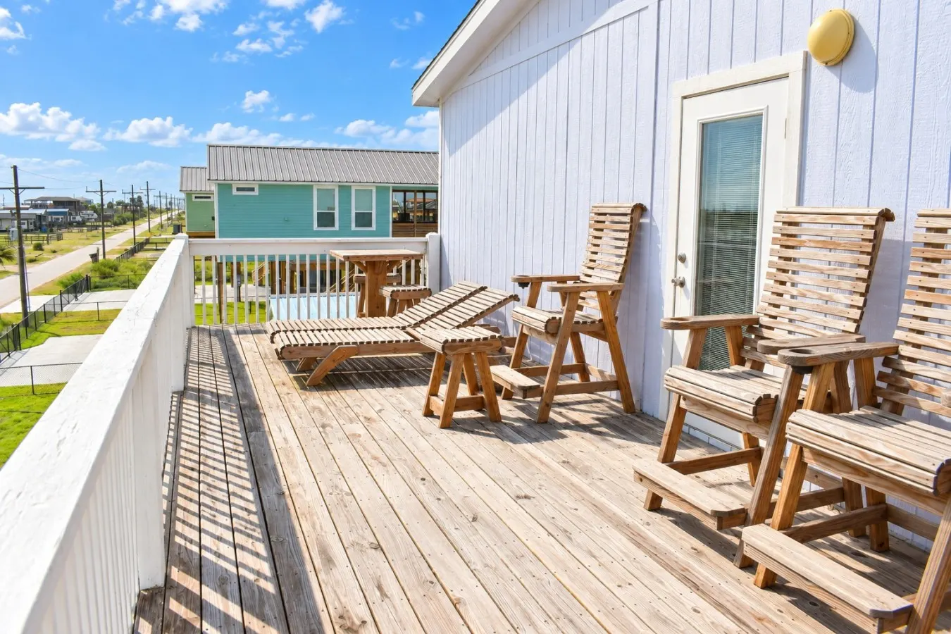 Seahorse Sea, Bolivar Peninsula, Sleeps 16, Private Dock, 3 Bedrooms, Walk to Beach, Ocean, Bay & ICW Views, Pets OK 17