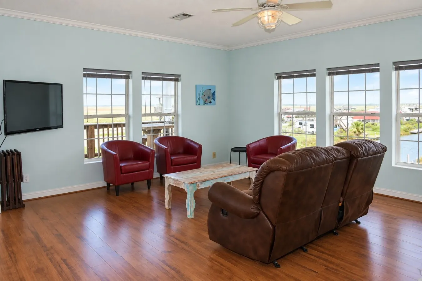Seahorse Sea, Bolivar Peninsula, Sleeps 16, Private Dock, 3 Bedrooms, Walk to Beach, Ocean, Bay & ICW Views, Pets OK 6