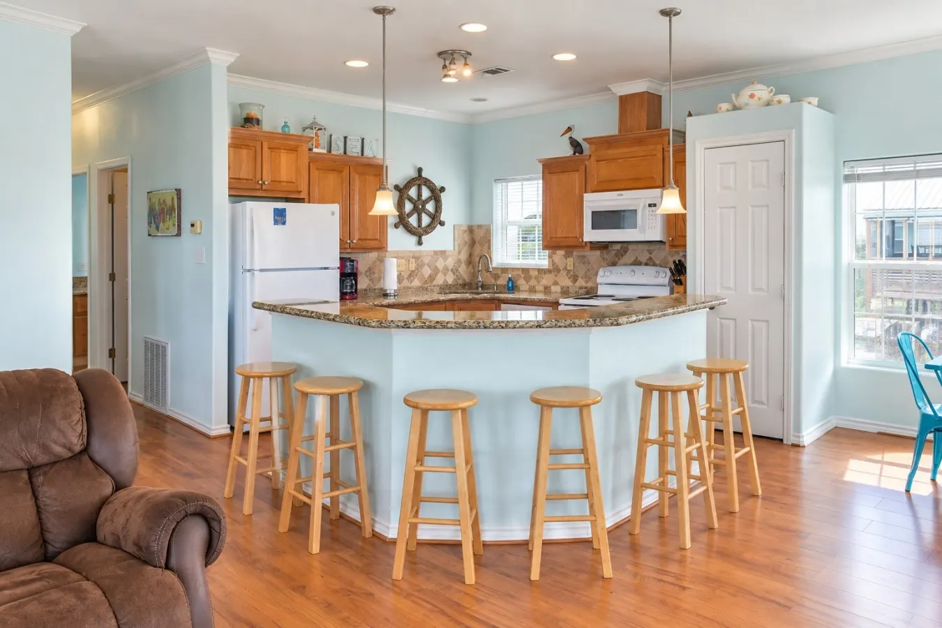 Seahorse Sea, Bolivar Peninsula, Sleeps 16, Private Dock, 3 Bedrooms, Walk to Beach, Ocean, Bay & ICW Views, Pets OK 7
