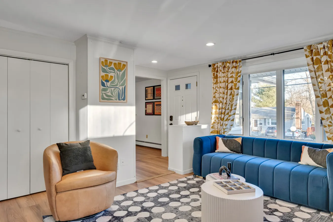 Luxury Ranch–Sleeps 8 Pet+ Heated pool Game Rm 10
