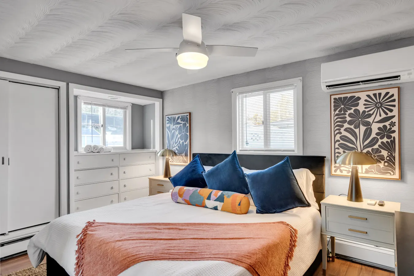 Luxury Ranch–Sleeps 8 Pet+ Heated pool Game Rm 14