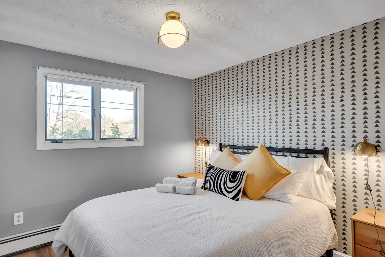 Luxury Ranch–Sleeps 8 Pet+ Heated pool Game Rm 18