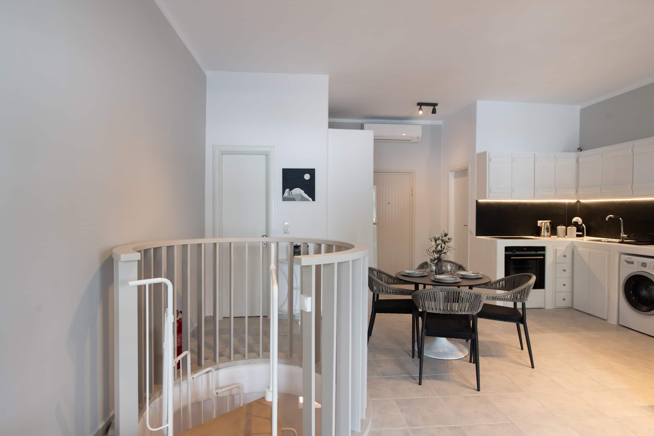 Capari Suites - Mykonos Town House with Pool 7