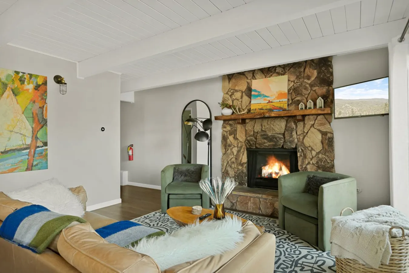 Mountainside Modern at Bear MTN w/ Hot Tub, Arcade 13