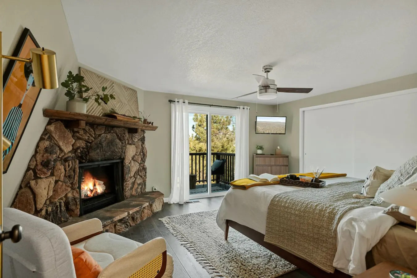 Mountainside Modern at Bear MTN w/ Hot Tub, Arcade 19