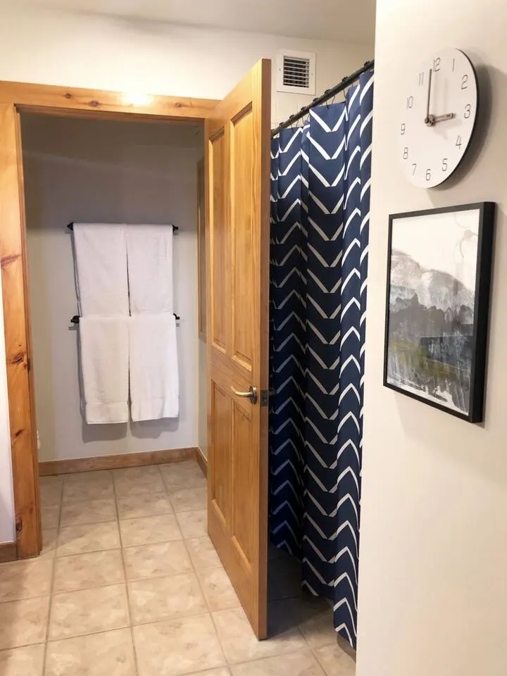 Luxe 2bed/2bath Condo in River Run - Pool, Hot Tub 13