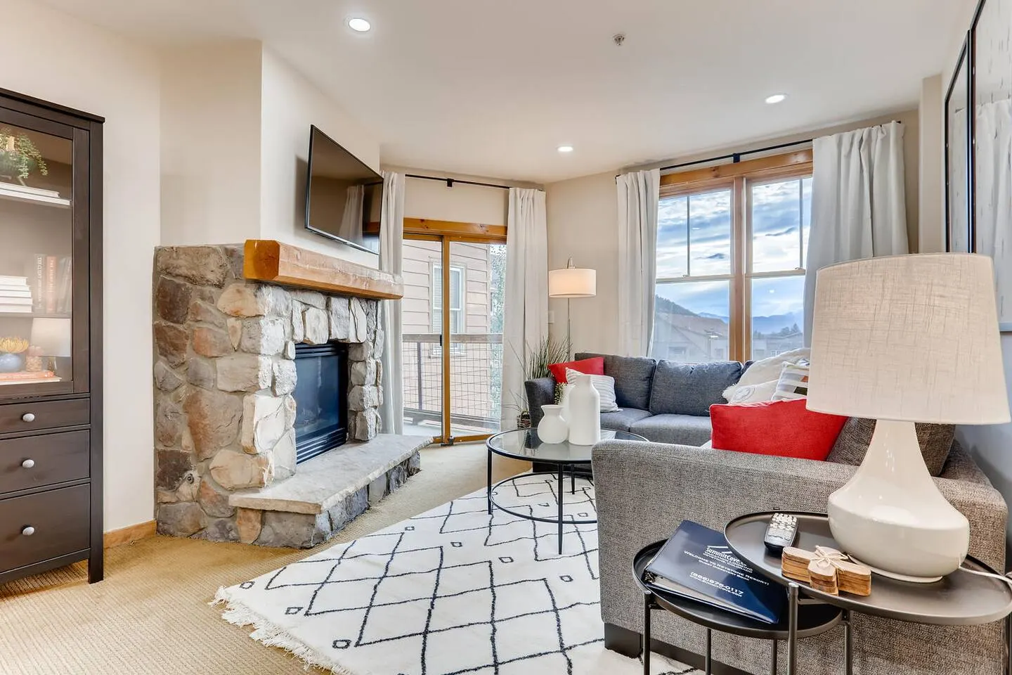 Luxe 2bed/2bath Condo in River Run - Pool, Hot Tub 6