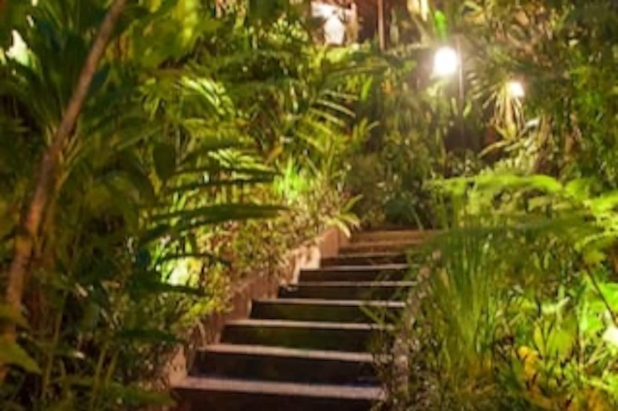 Mahadevi 1- Serviced Jungle Joglo near Ubud + Pool 27