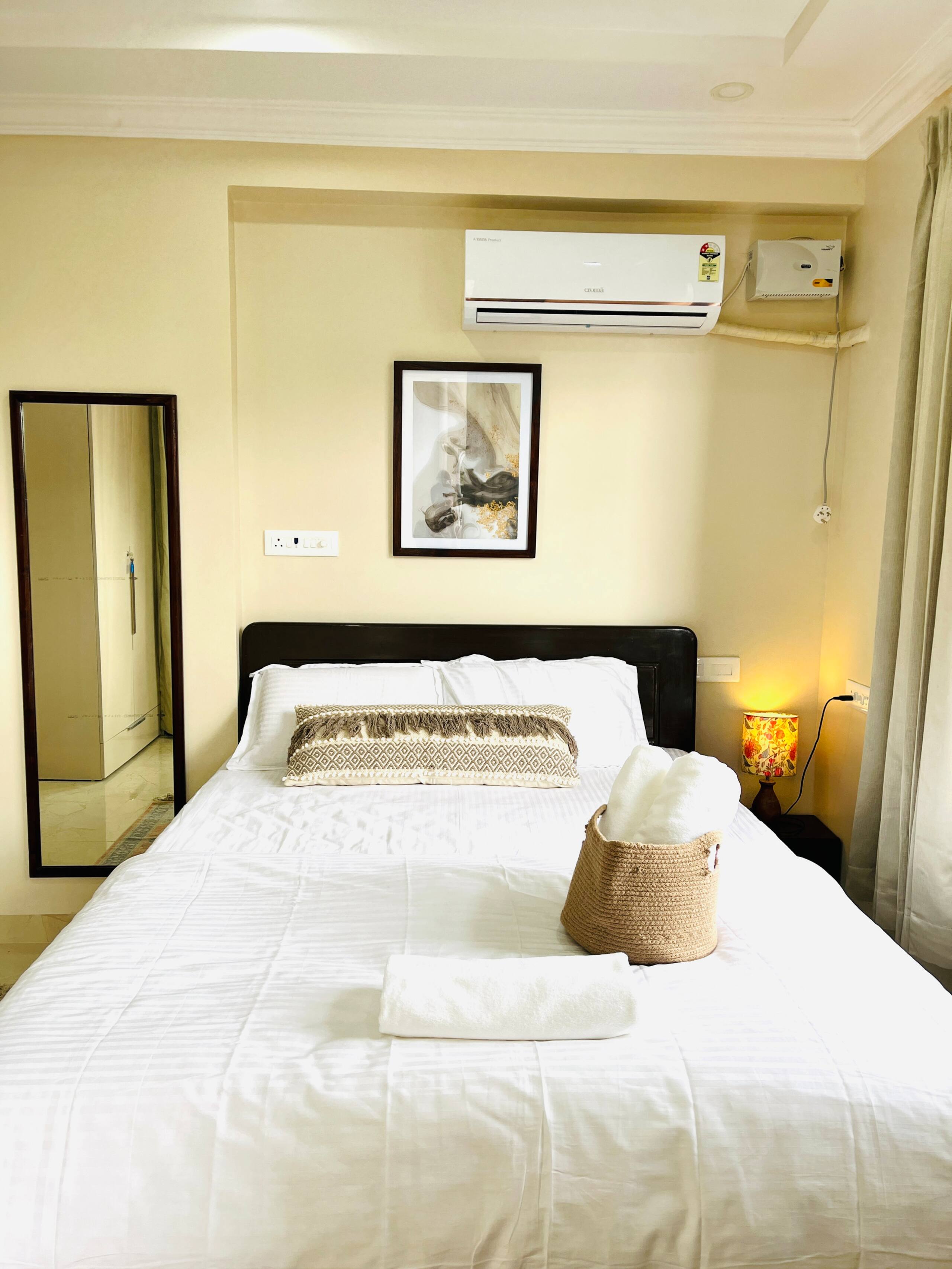 Mirage - New Premium 2BHK w/ Pool • Luxurious Stay 18