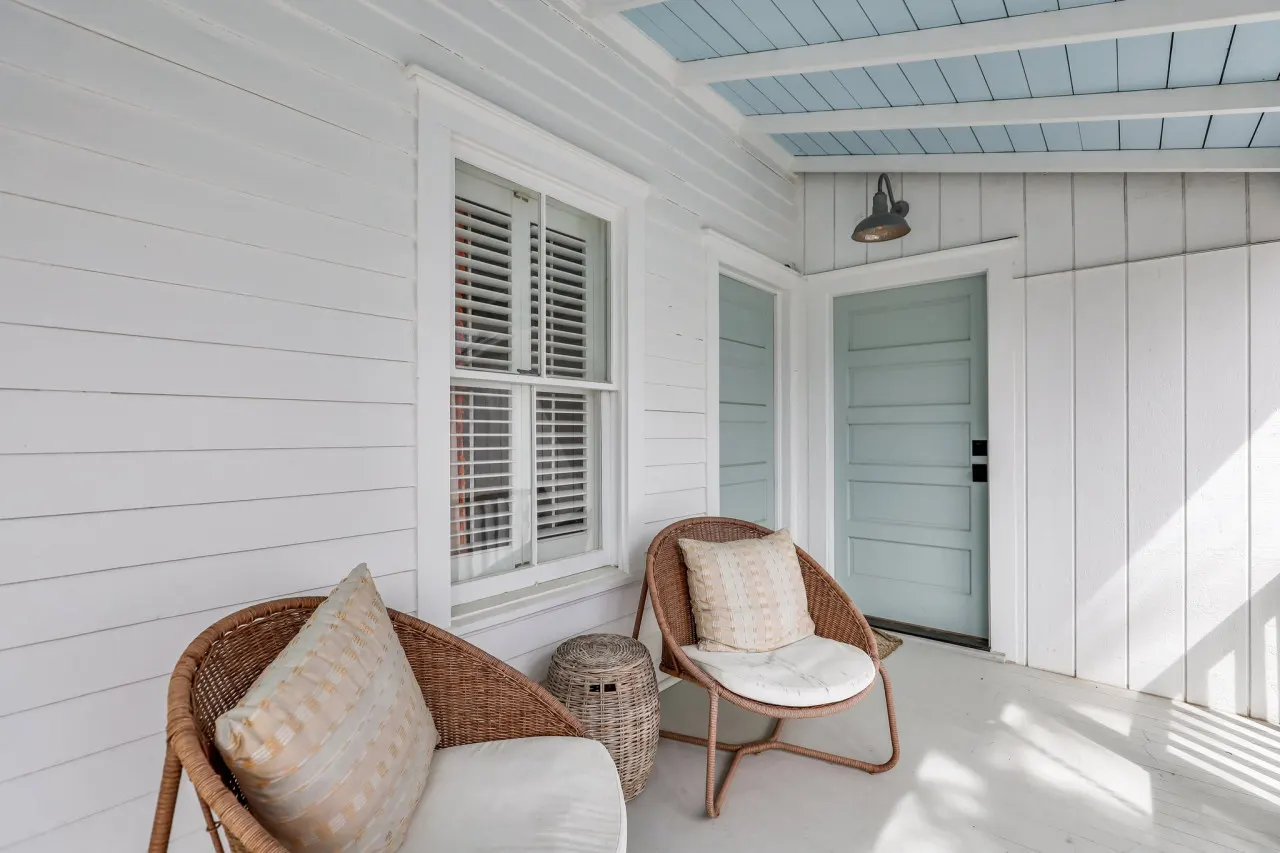 Big Mama's Beach House! Available limited time only! 5 BDRs, POOL 12