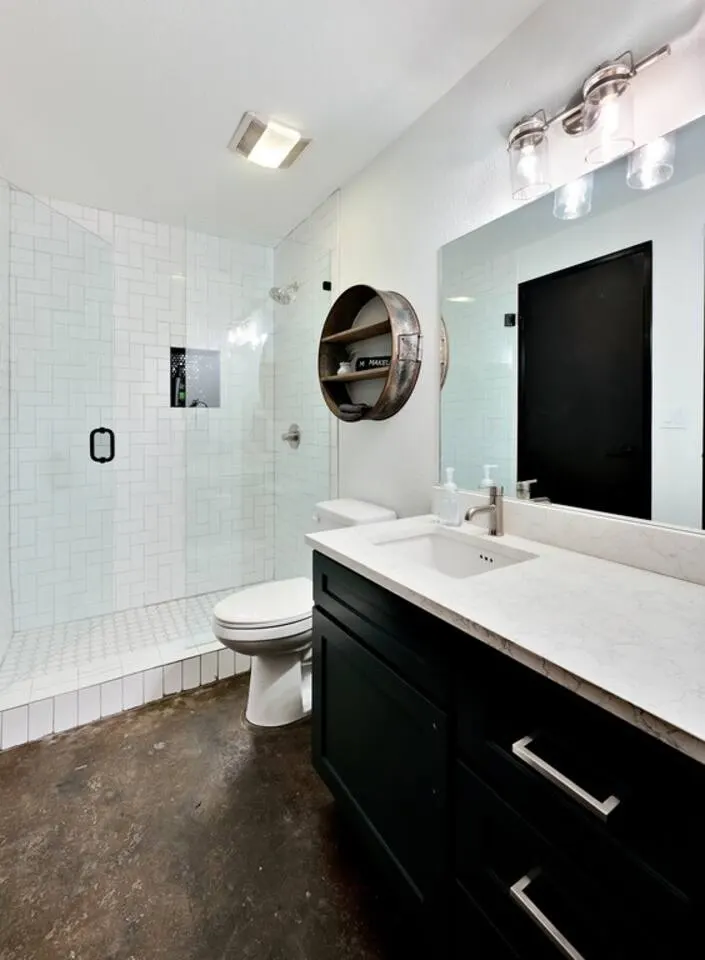 Mesquite Hideaway at Behrens Lofts-Downtown Luxury 18