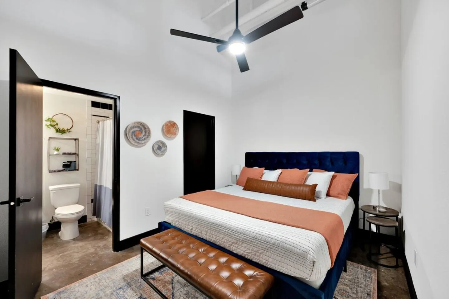 Mesquite Hideaway at Behrens Lofts-Downtown Luxury 20