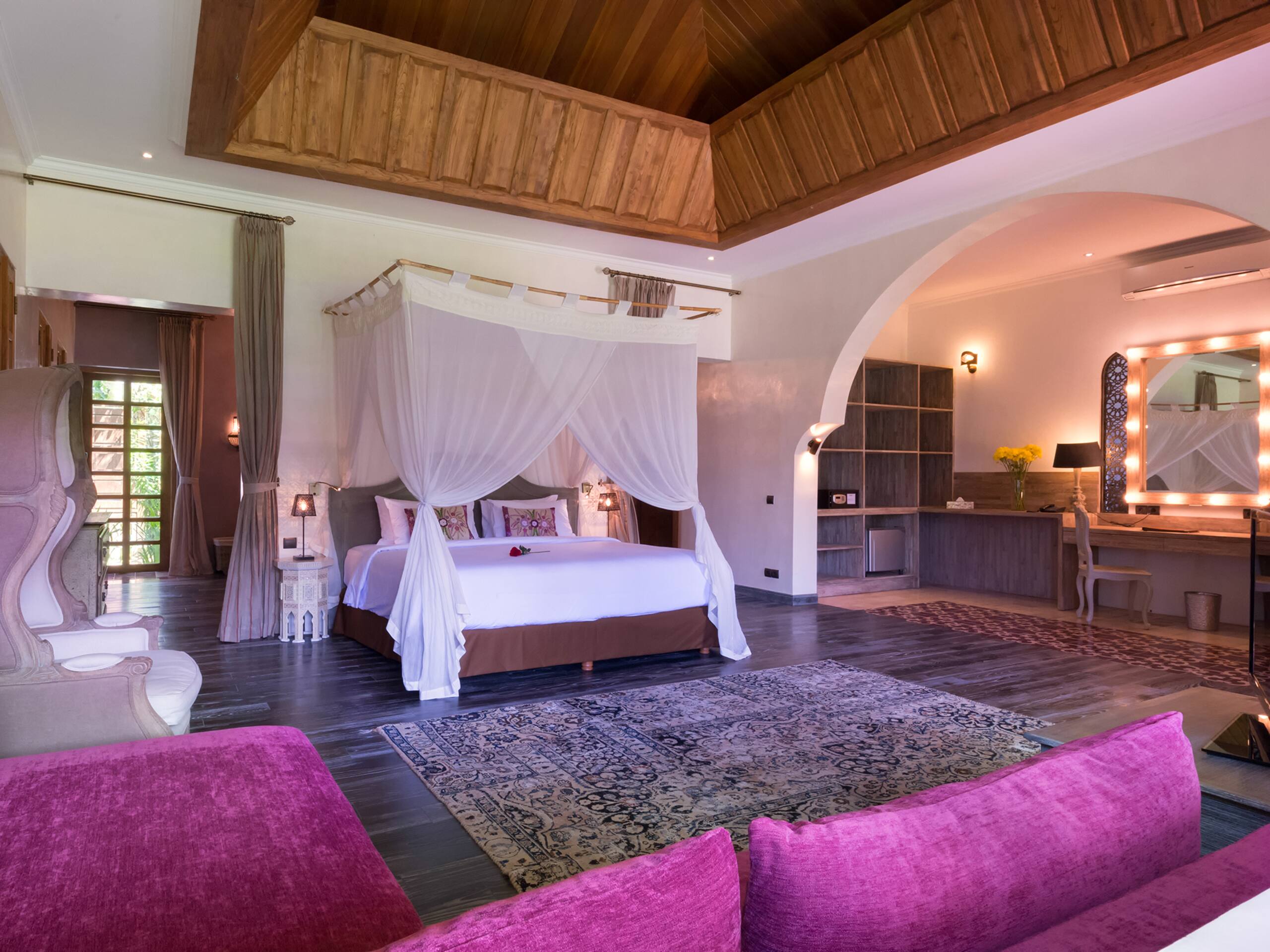 Urban haven Sayang d'Amour, 6BR, Seminyak w/ chef 26
