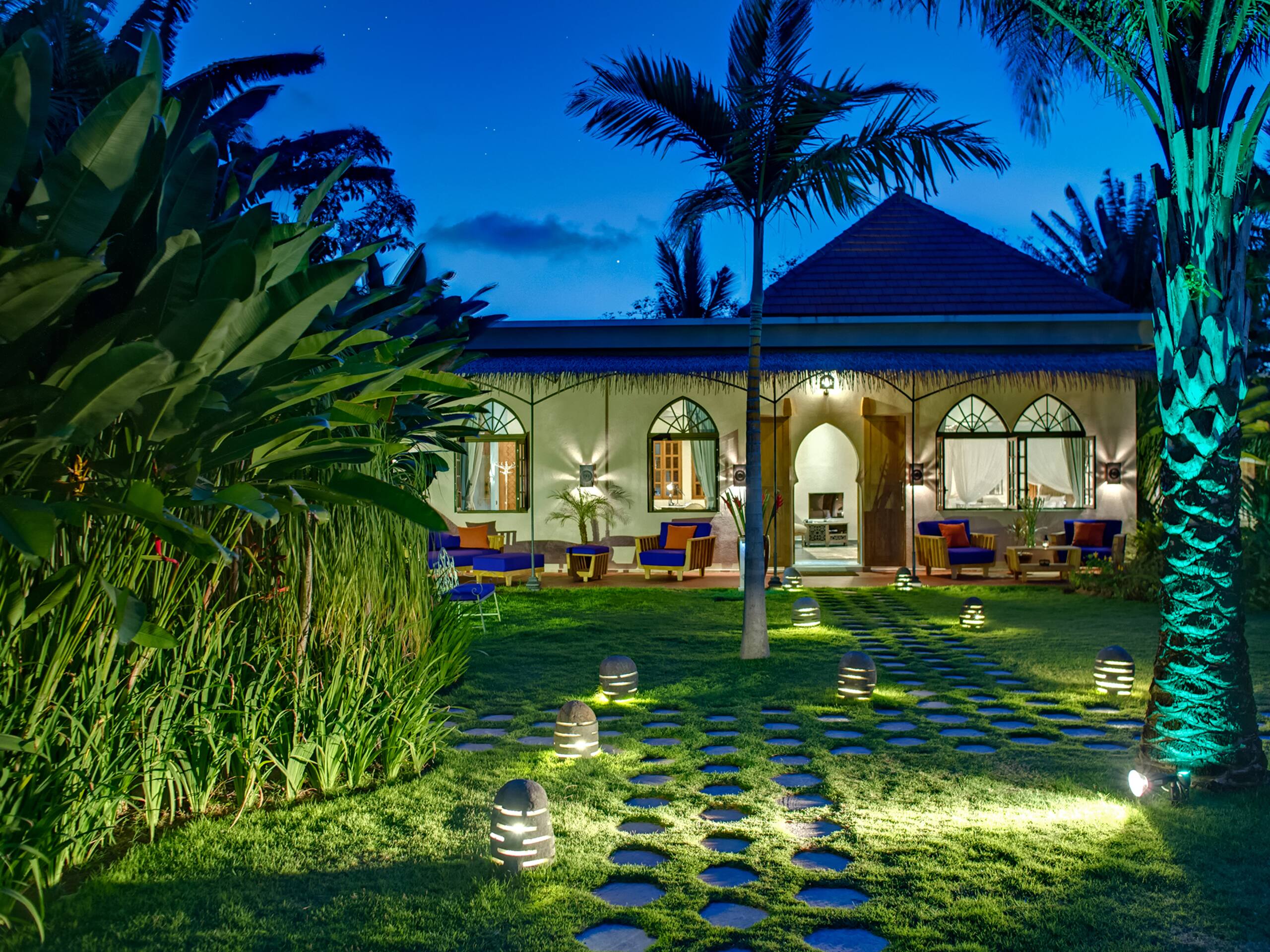 Urban haven Sayang d'Amour, 6BR, Seminyak w/ chef 19