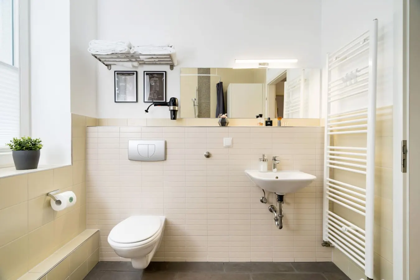 2-Bedroom with 90sqm Apartment & Balcony 10