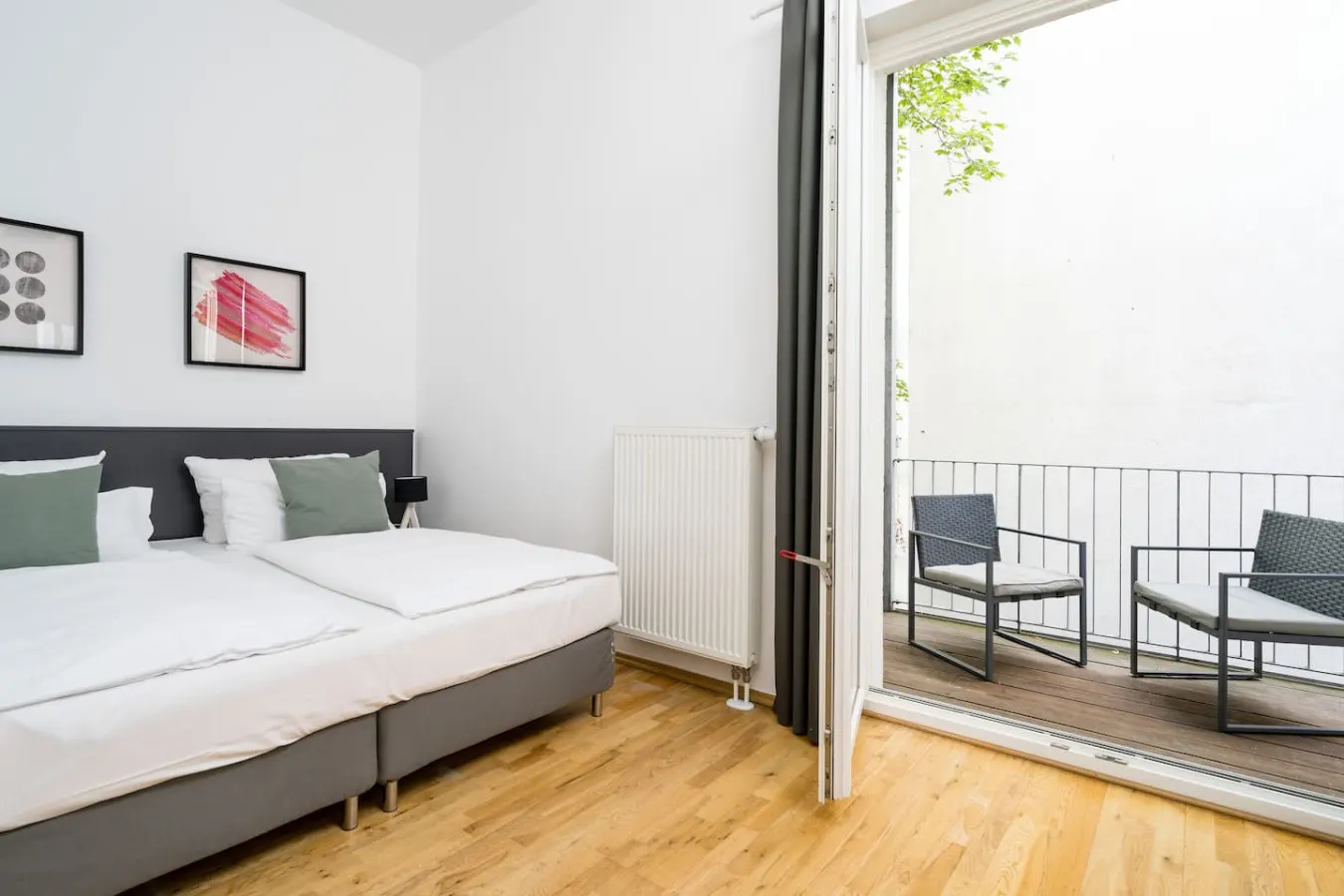 2-Bedroom with 90sqm Apartment & Balcony 7