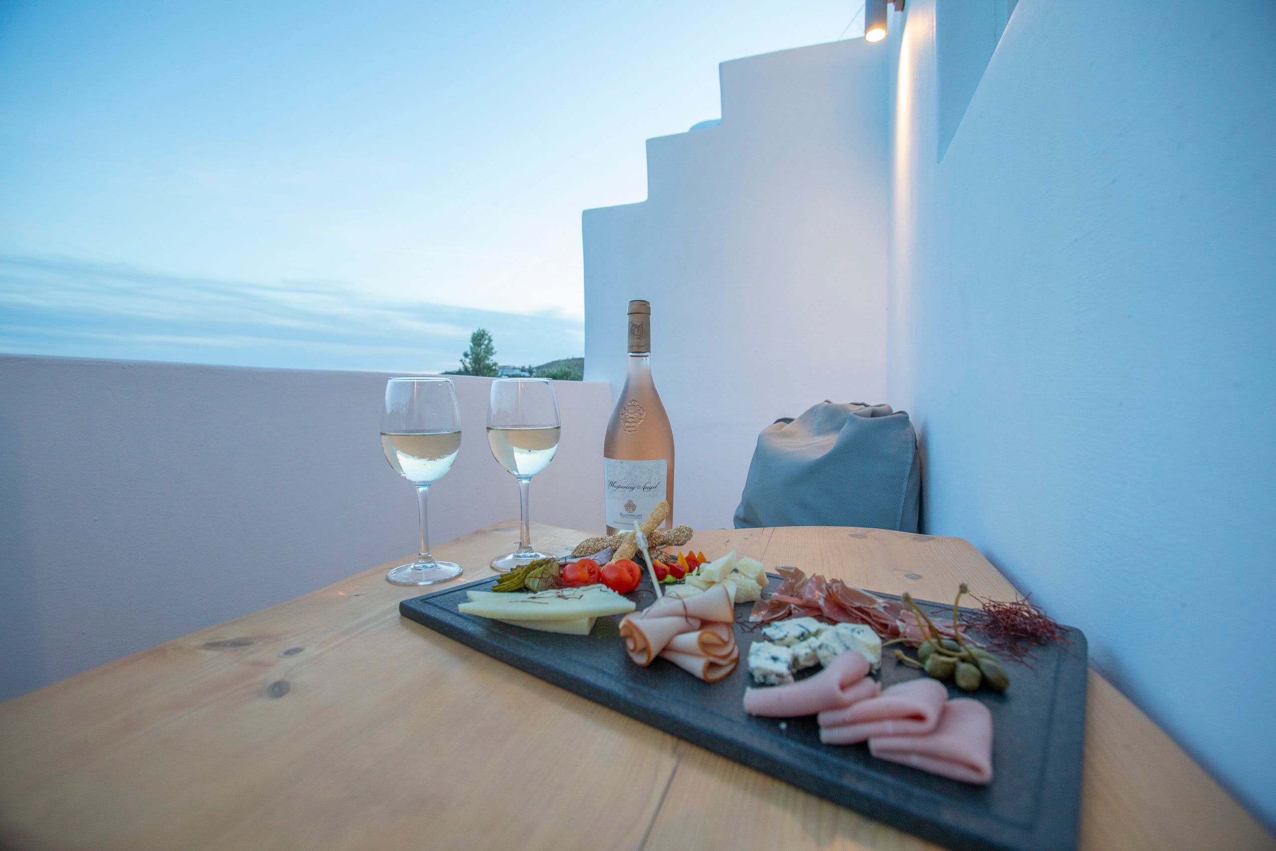 Endless BLUE BeachFront+Terrace+Jacuzzi+Parking 26