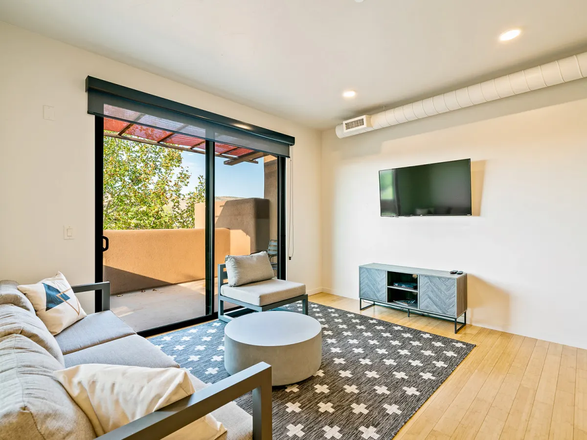 The Sunrise Suite 8