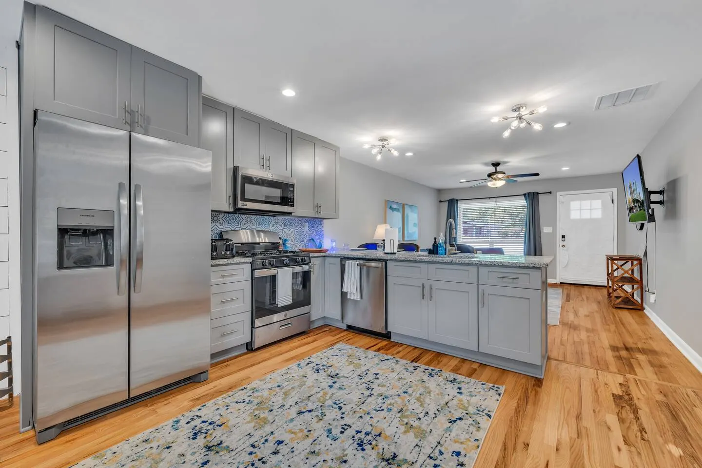 EastLake Retreat 2BR 2BA Unit A 6