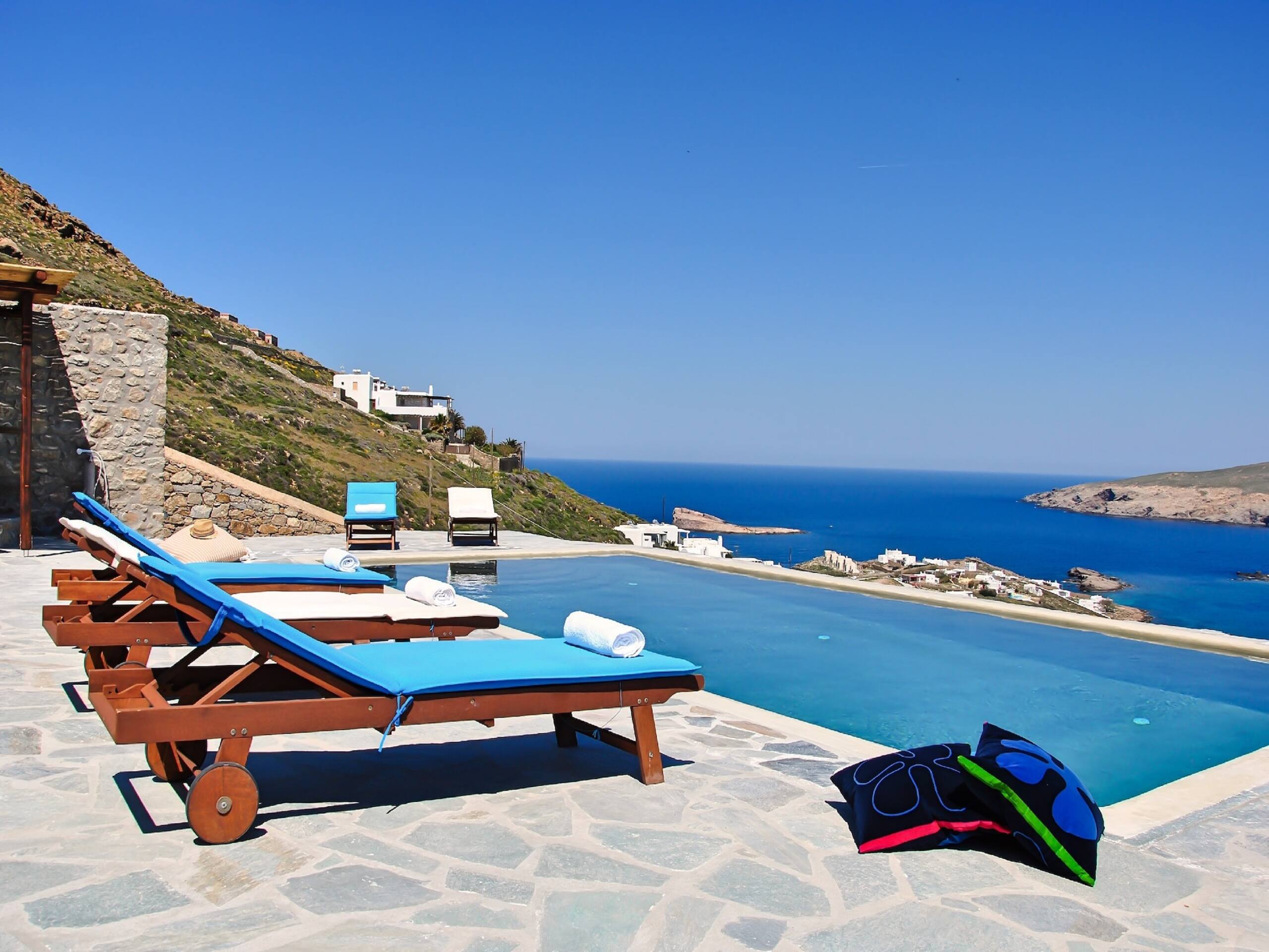 Villa in Mykonos near Agios Sostis Beach 11