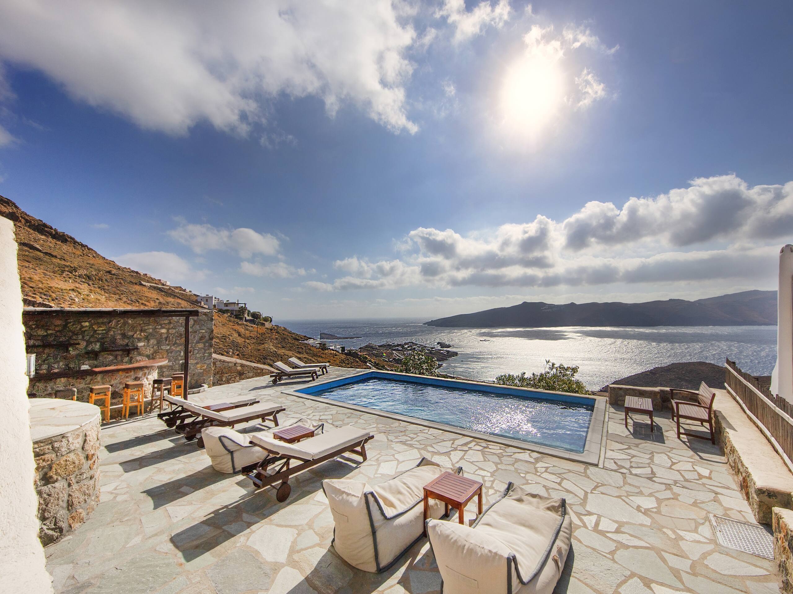 Villa in Mykonos near Agios Sostis Beach 7