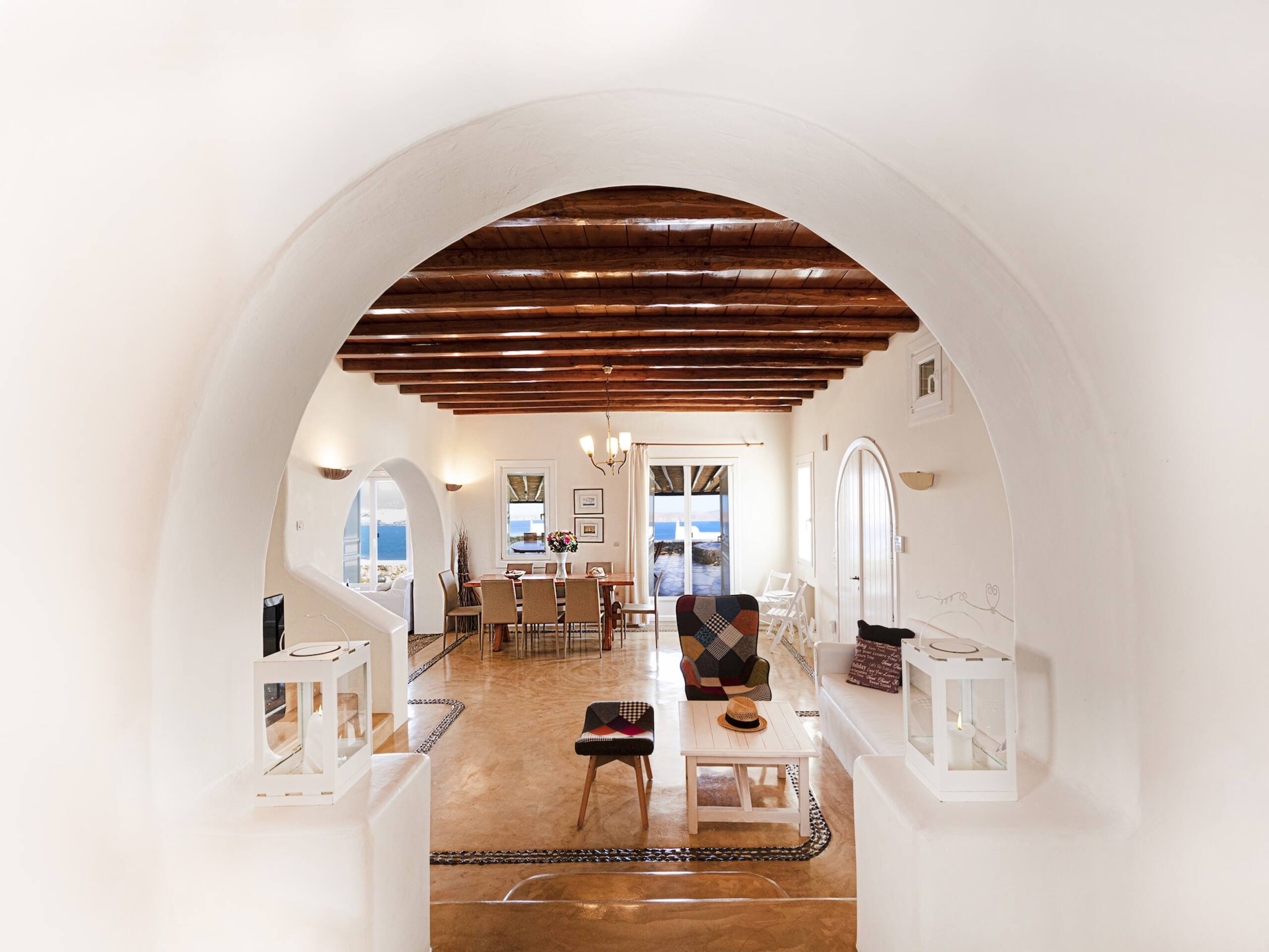 Villa in Mykonos near Agios Sostis Beach 8