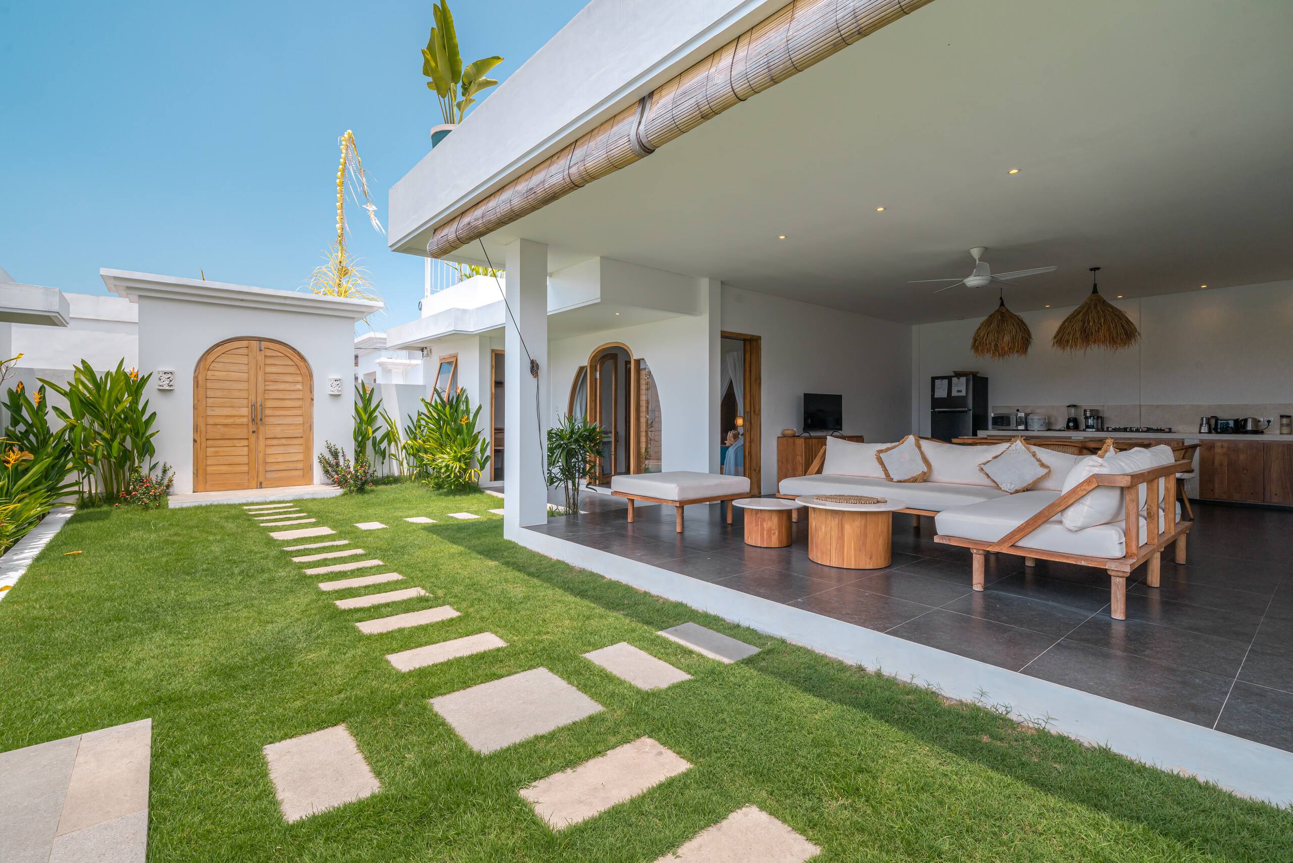 Villa Zango – Scenic Field View 4BR Villa in Ubud 8