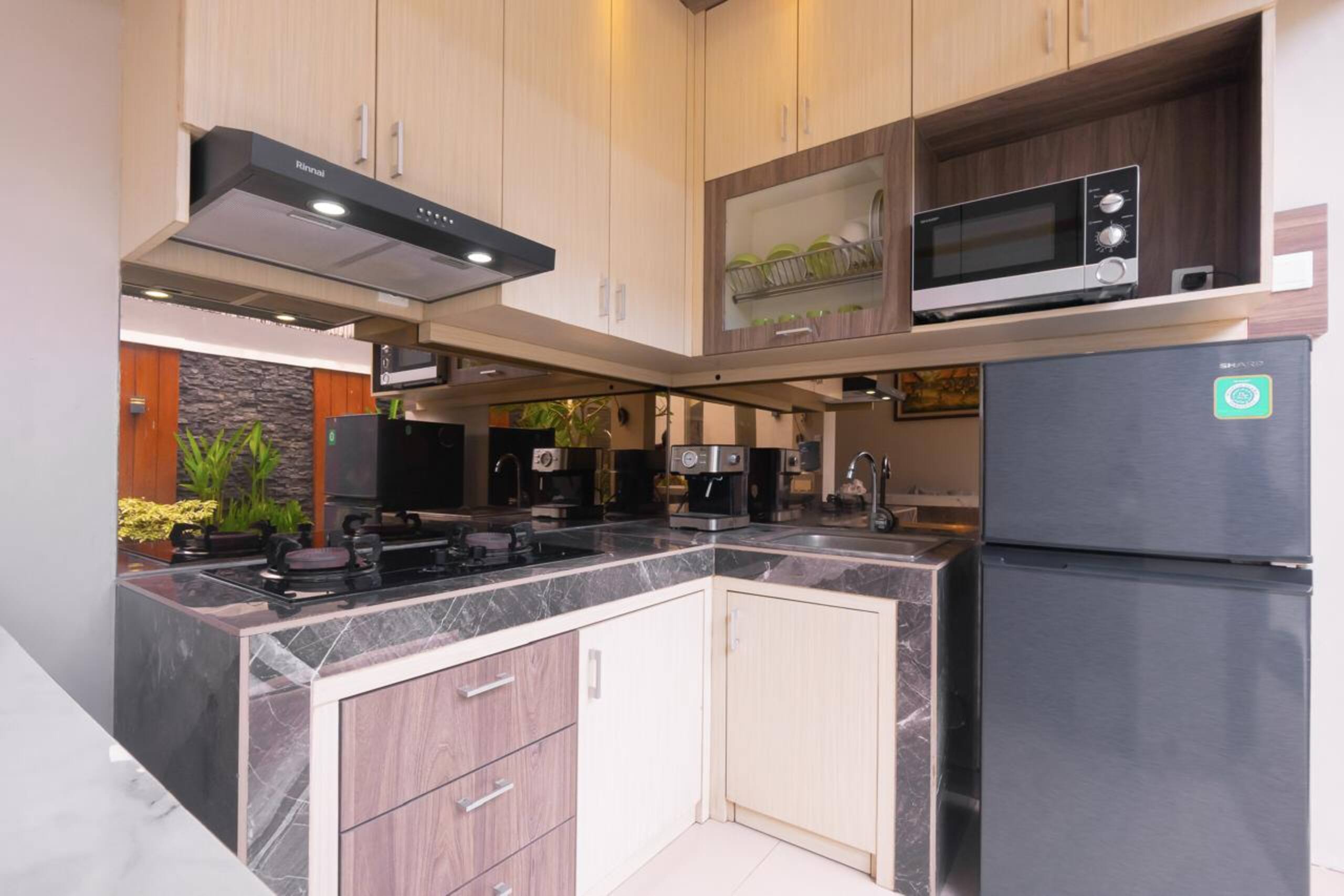3BR Private Modern Villa in Canggu 9
