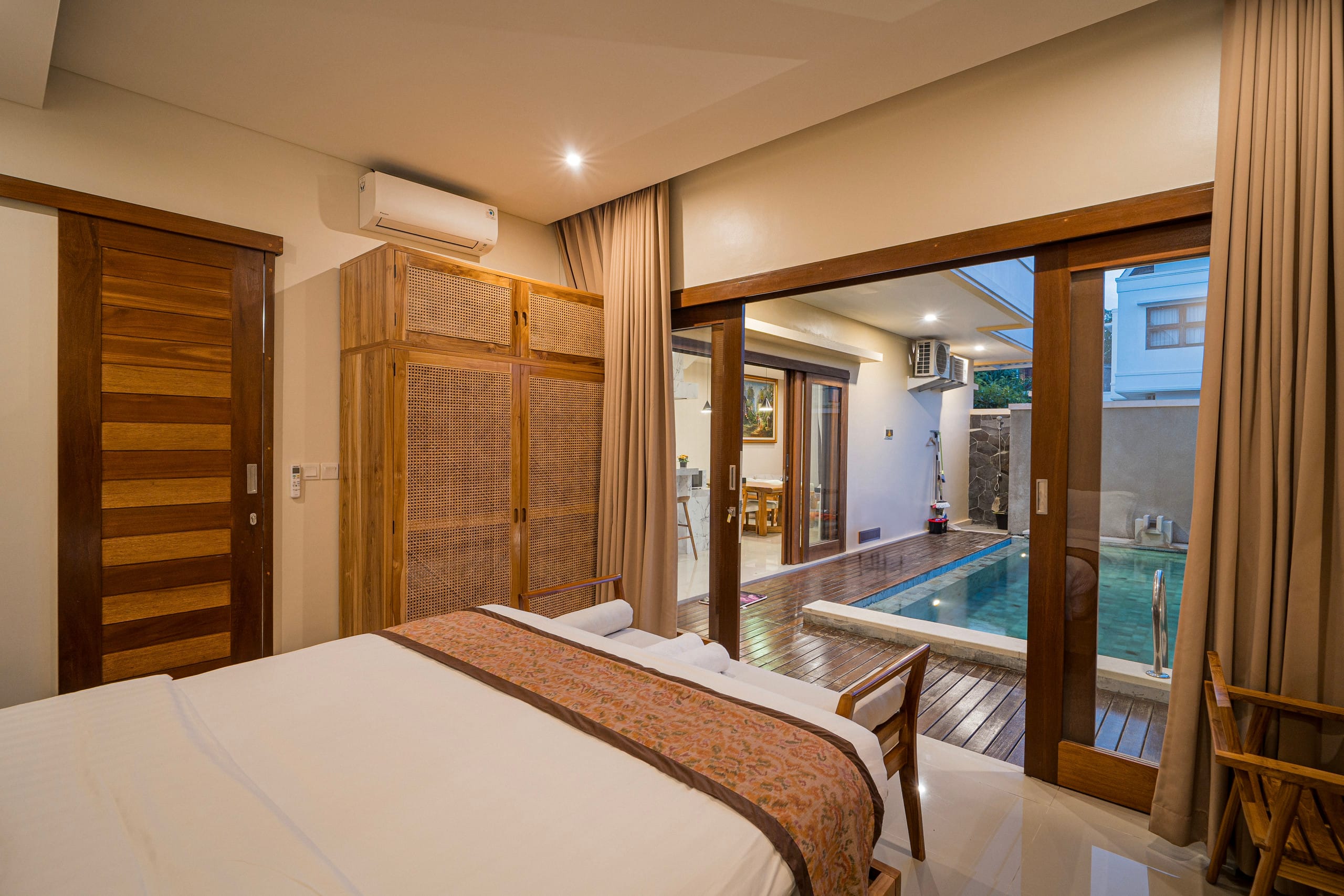 Spacious 3BR Private Pool Villa — photo 4