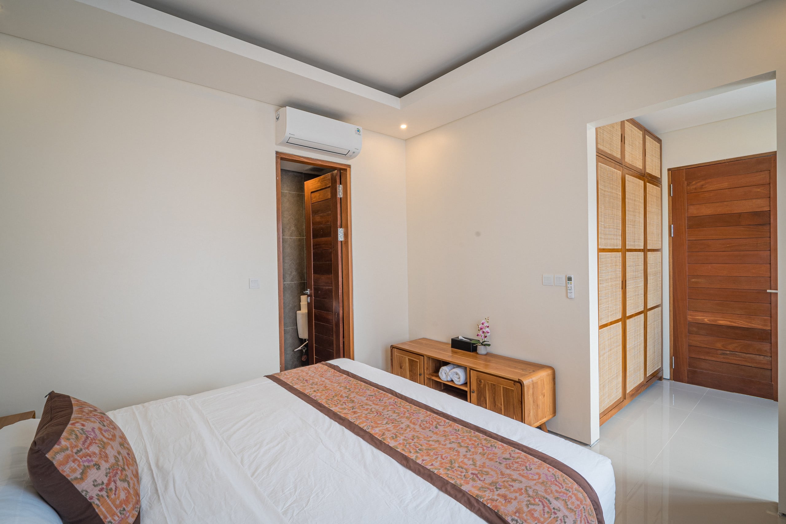 Spacious 3BR Private Pool Villa 23