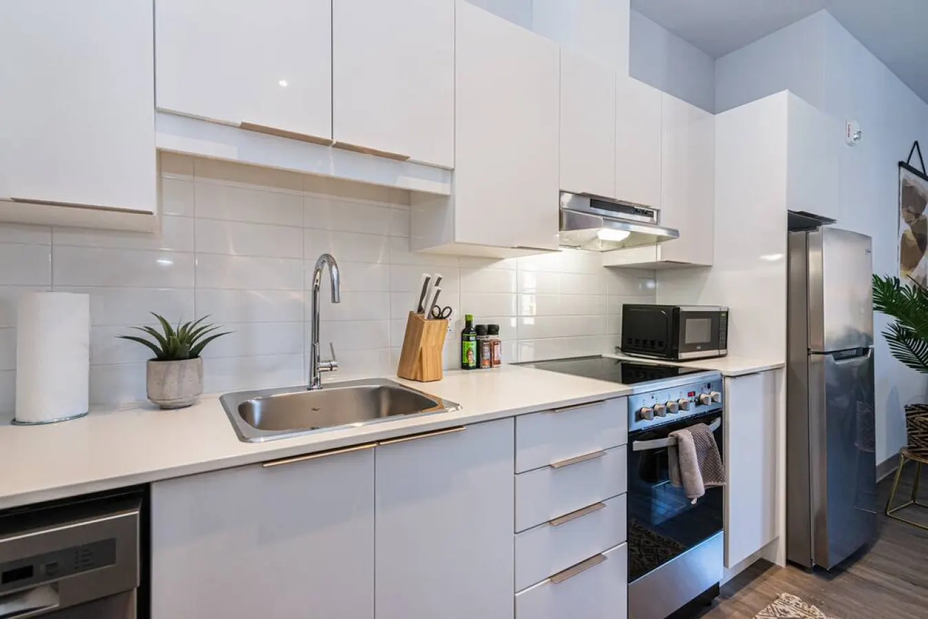 Plateau - Wonderful New Studio close to Mount Royal - Unit 4 16