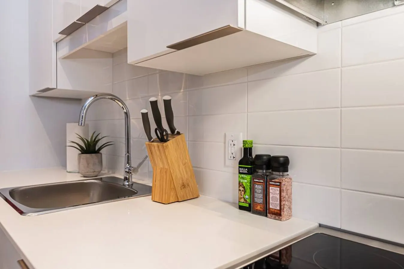Plateau - Wonderful New Studio close to Mount Royal - Unit 4 17