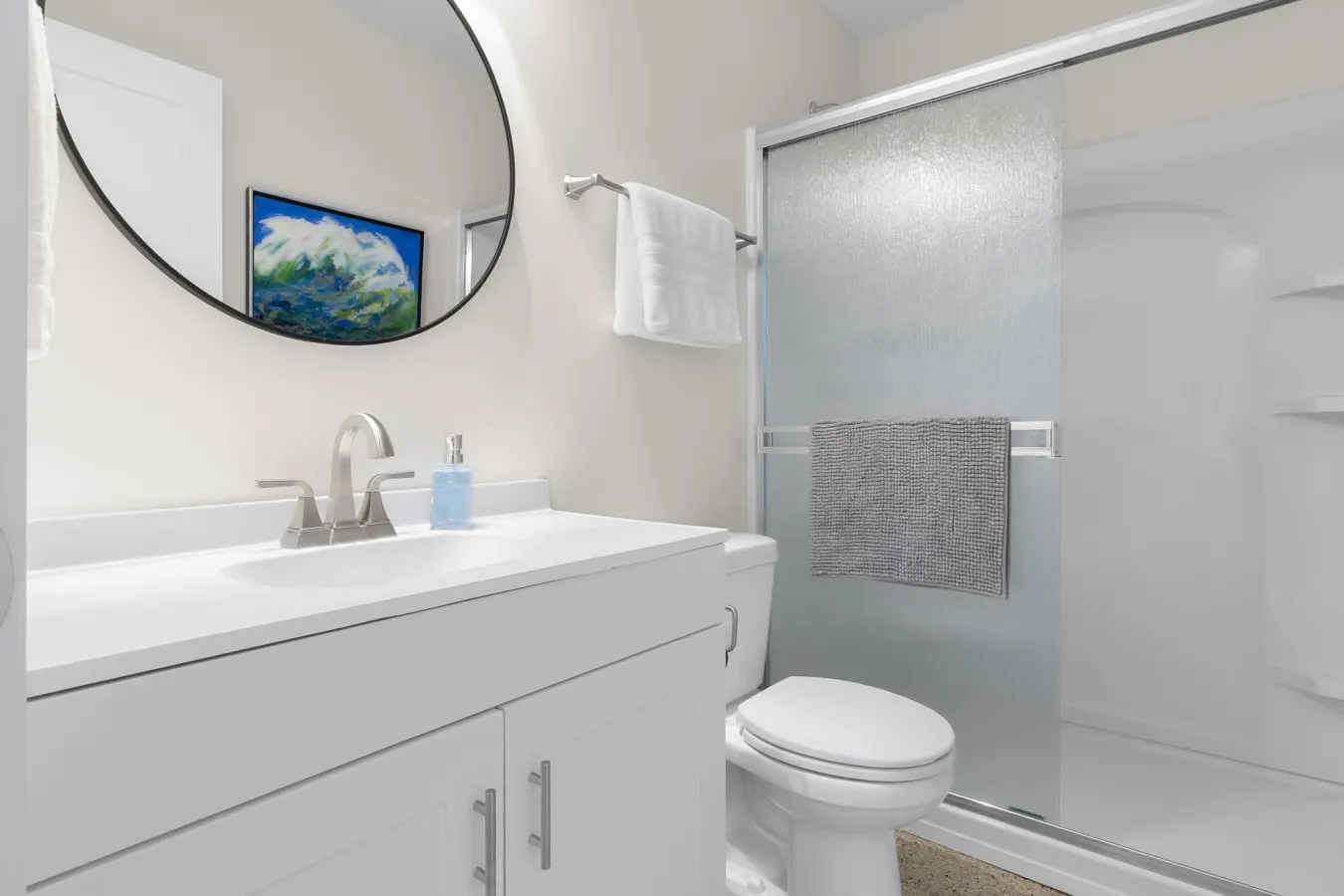 Upscale Downtown Studio w/ Private Patio, Full Kitchen, No Stairs 11