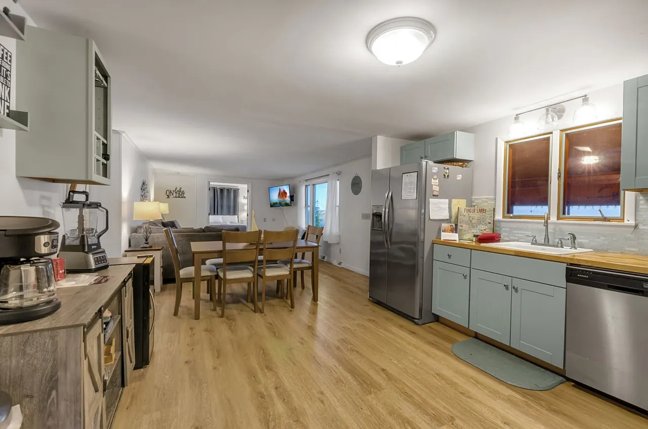 The Lakefront Coastal Cottage at Seneca Lake 8