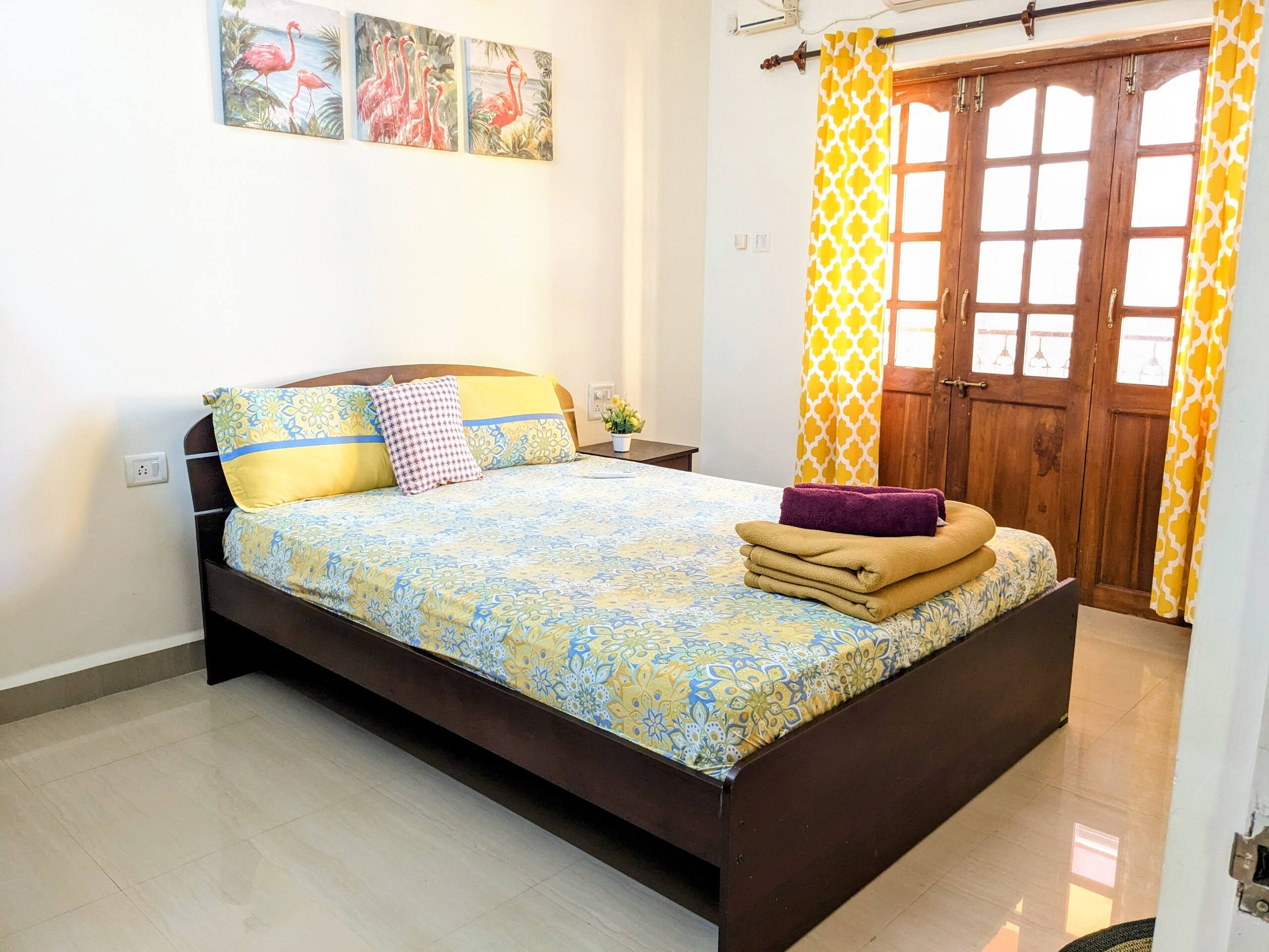 2 bedroom flat parking+pool+Wifi Candolim beach 21