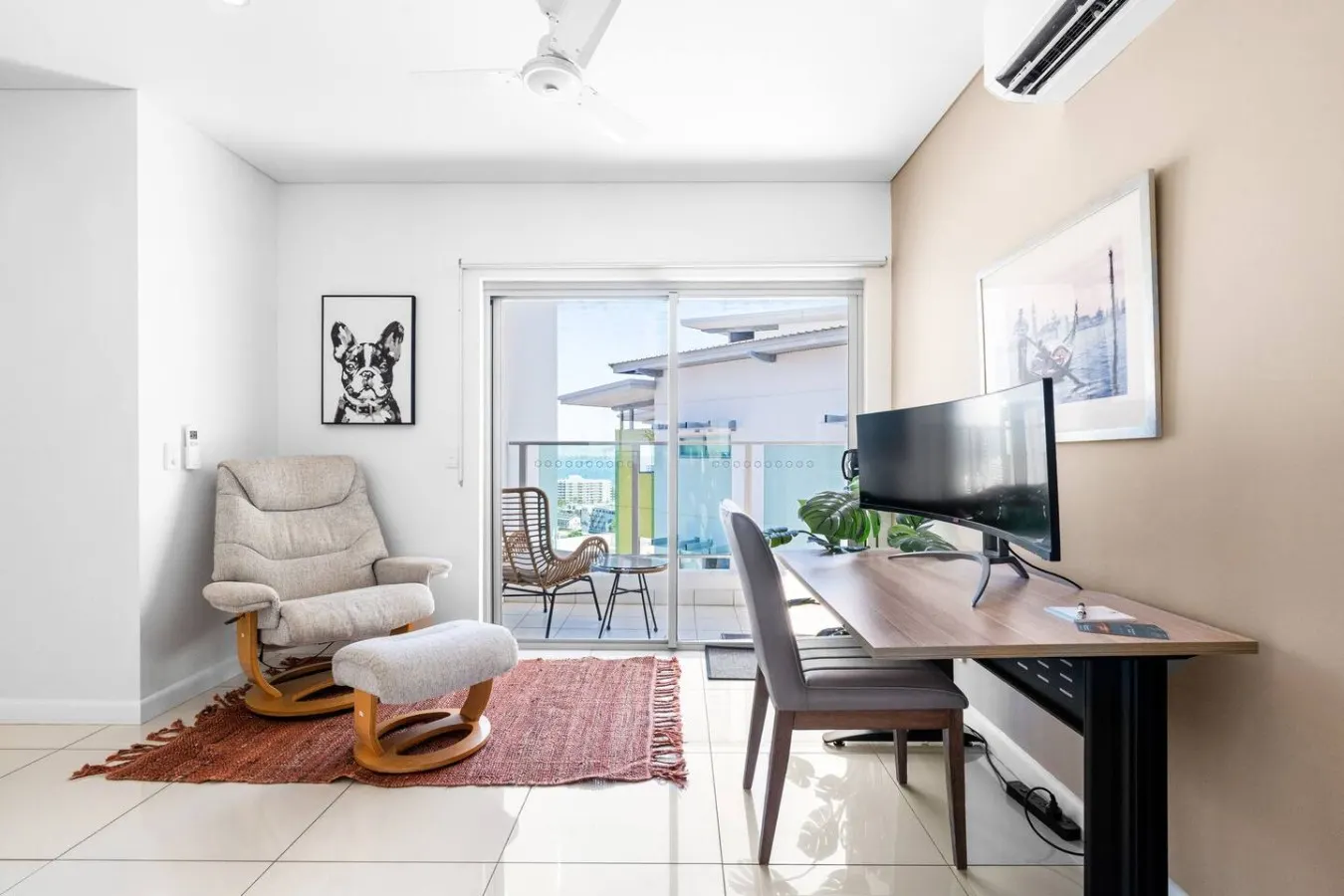 Coastal Magnificence: Pool ~ Workspace ~ Parking 6